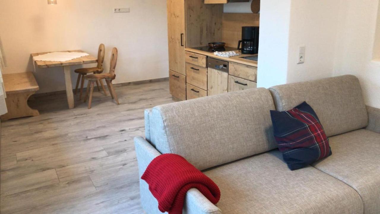 זיפלד אין טירול Birklstueberl Restaurant Und Appartement מראה חיצוני תמונה