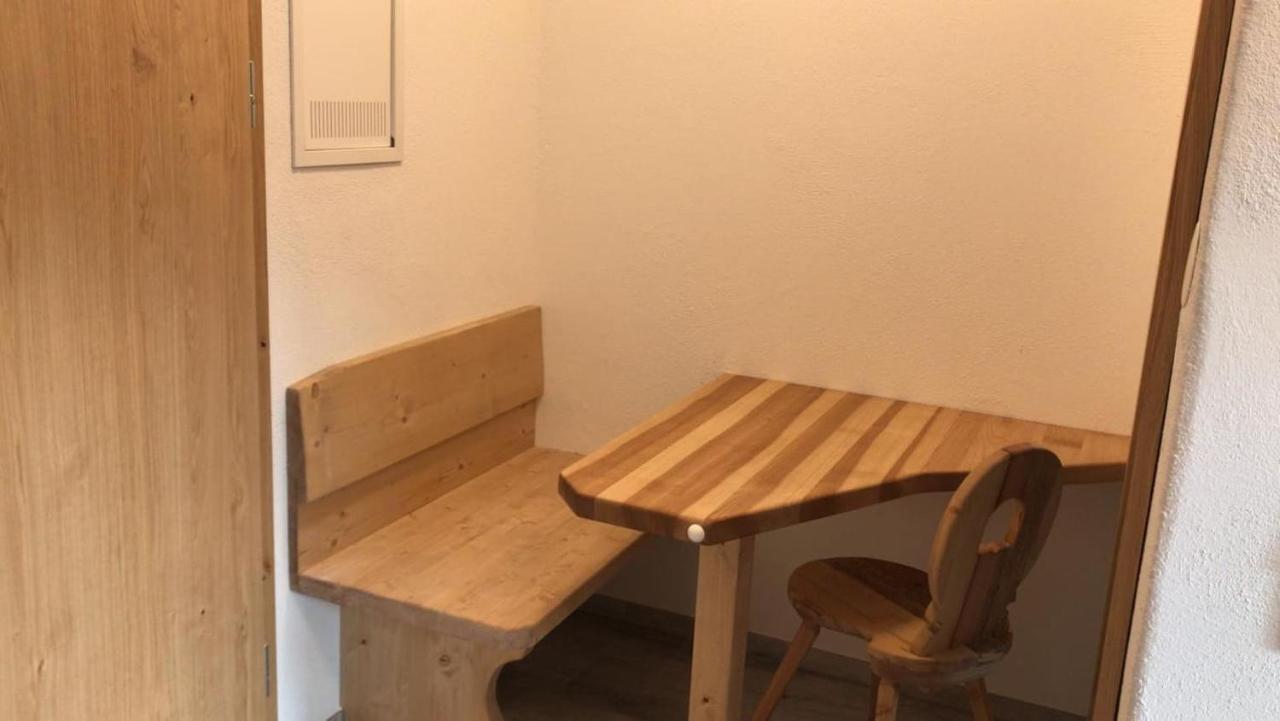 זיפלד אין טירול Birklstueberl Restaurant Und Appartement מראה חיצוני תמונה
